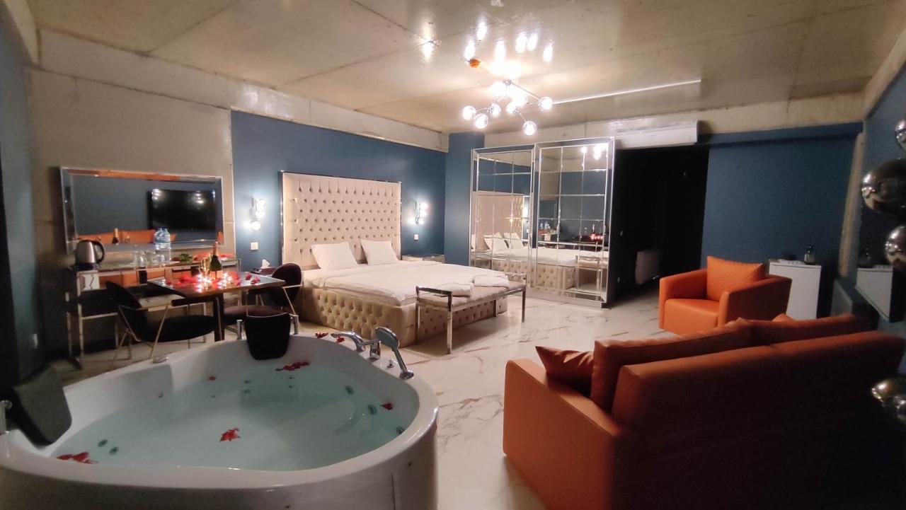 Mas Suites Karakoey Istanbul Exteriör bild